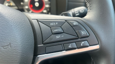 Nissan Juke 1.0 DiG-T N-Connecta 5dr DCT Petrol Hatchback